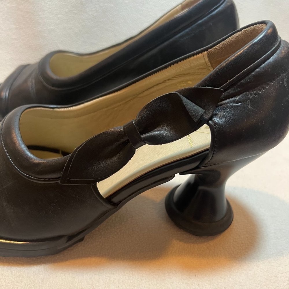 John Fluevog Mini Bebe Leather Peep Toe Heels - Women's Size 10.5 (10) - Picture 2 of 9